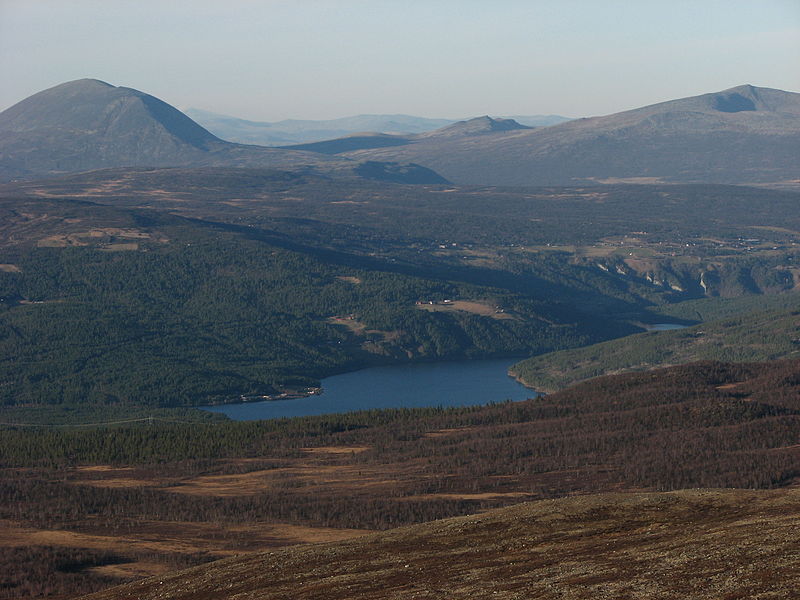 Heidalsmuen, Olstappen, Skåbu og Saukampen sett fra Storhøli foto (C)Einar Stamnes